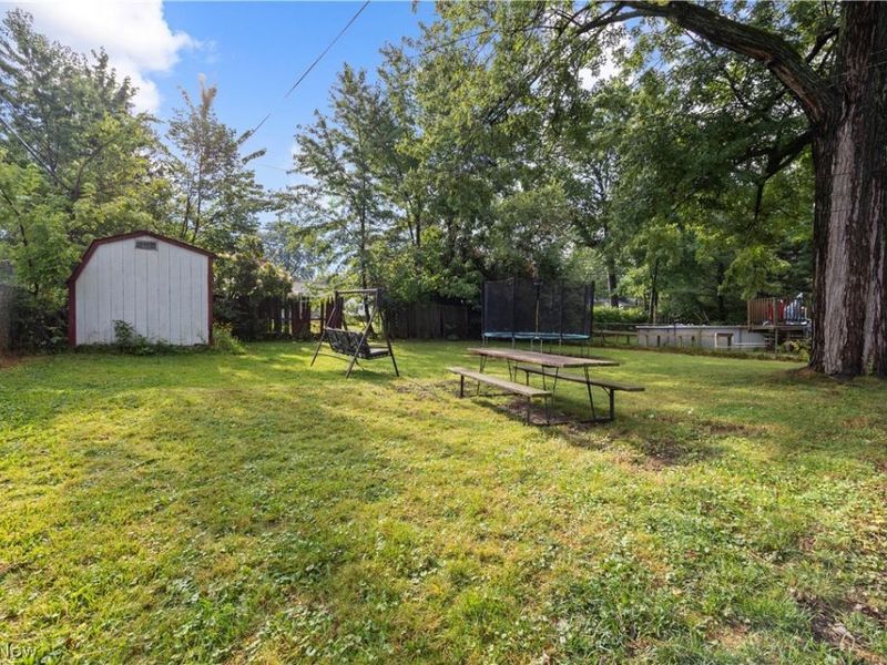 5817 Calamie Drive , Parma Heights, OH 44130 Photo 16