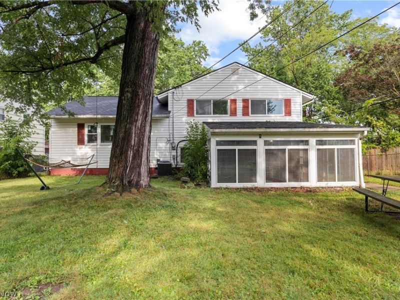 5817 Calamie Drive , Parma Heights, OH 44130 Photo 2