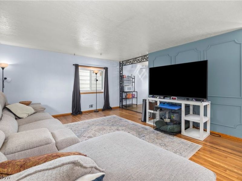 5817 Calamie Drive , Parma Heights, OH 44130 Photo 6