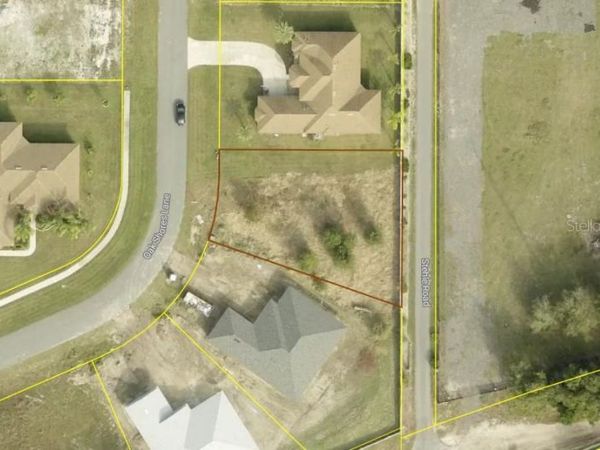 817 OAKS SHORES ROAD , LEESBURG, FL 34748
