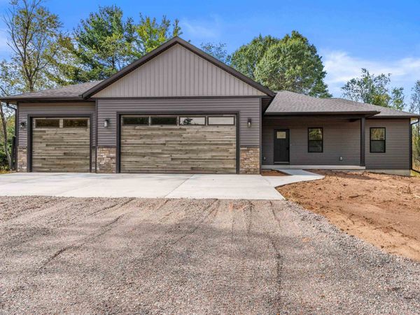 1030 S Archers Way, Nekoosa, WI 54457