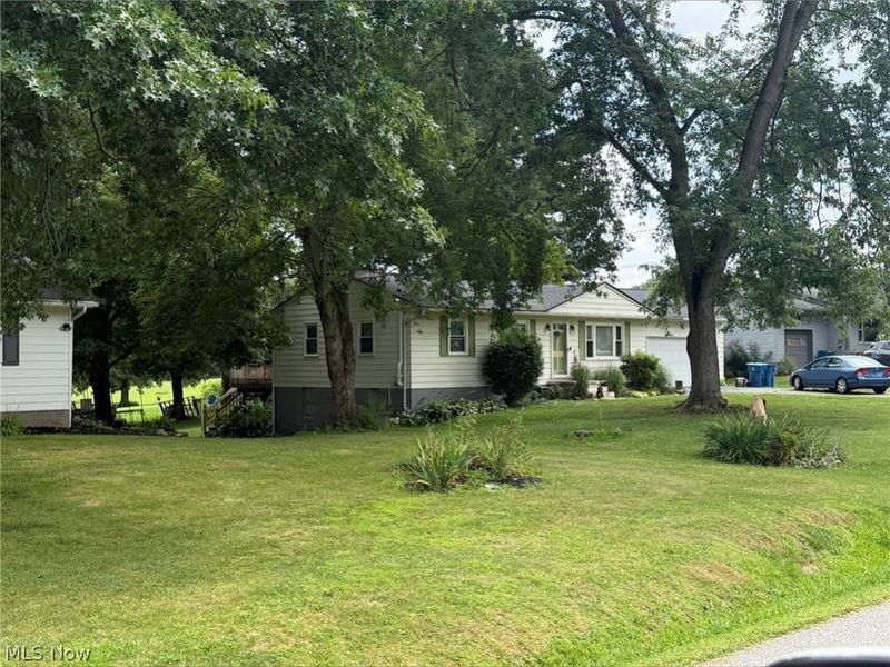 2847 Carillon Drive , Norton, OH 44203 Photo 8