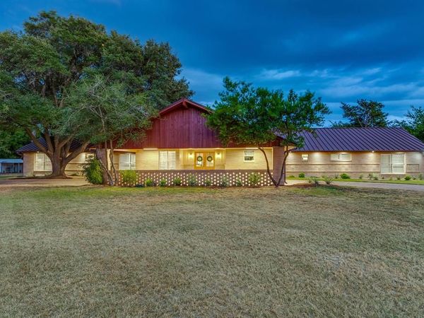 4104 VZ County Rd 3501, Wills Point, TX 75169