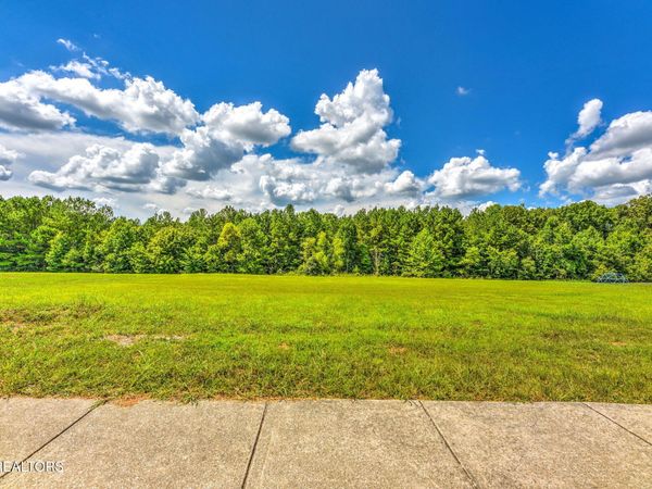 114 W Elderberry St, Oak Ridge, TN 37830