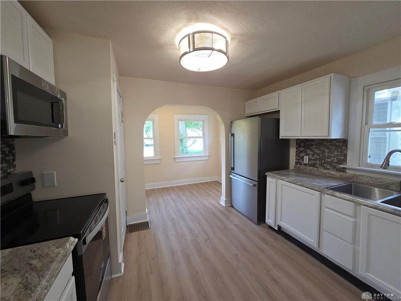 305 Westwood Avenue, Dayton, OH 45417 Photo 9