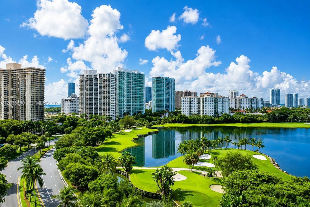 3675 N Country Club Dr, Unit 401, Aventura, FL 33180 Photo