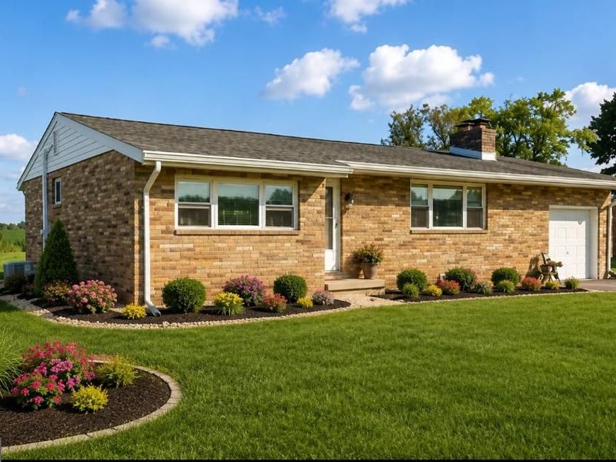 7049 Lincoln Highway, Thomasville, PA 17364 Main Photo