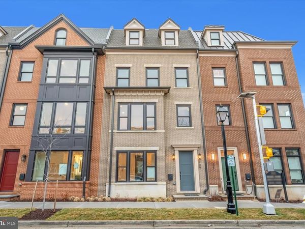 107 N WEST STREET , ALEXANDRIA, VA 22314