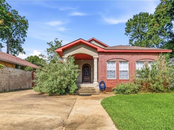 1821 STANFORD Street, Alexandria, LA 71301
