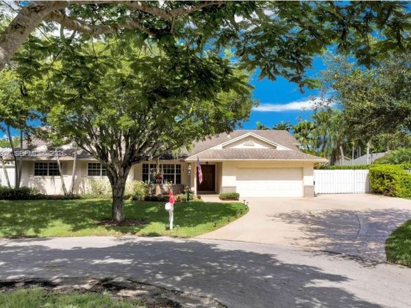 14750 SW 152nd Ct, Miami, FL 33196