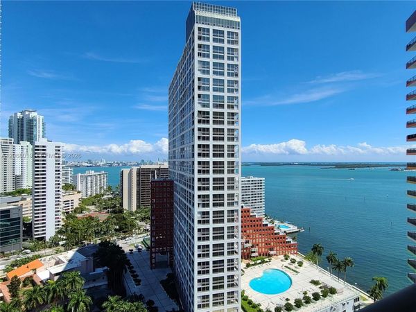 1581 Brickell Ave 2- Prking, Unit 1907, Miami, FL 33129