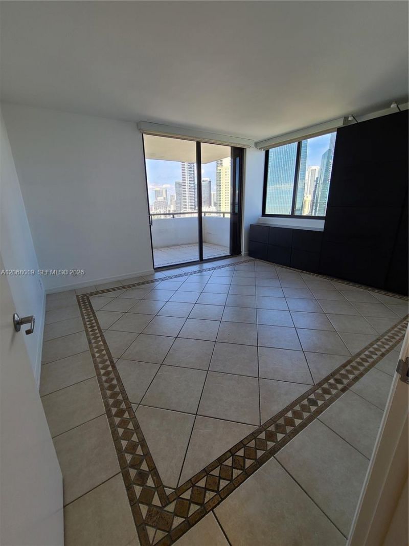 1581 Brickell Ave 2- Prking, Unit 1907, Miami, FL 33129 Photo