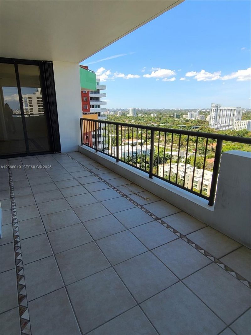 1581 Brickell Ave 2- Prking, Unit 1907, Miami, FL 33129 Photo