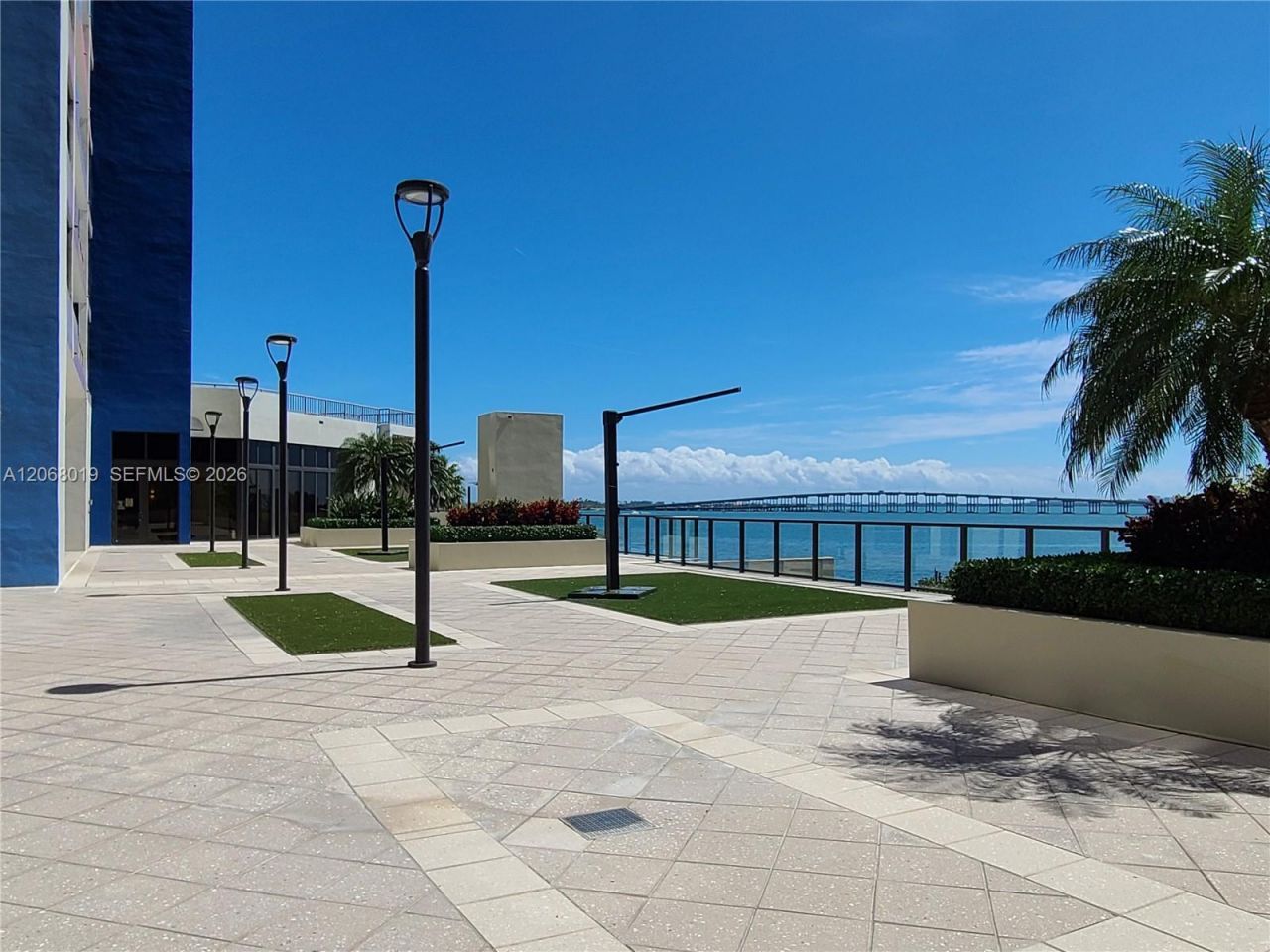 1581 Brickell Ave 2- Prking, Unit 1907, Miami, FL 33129 Photo
