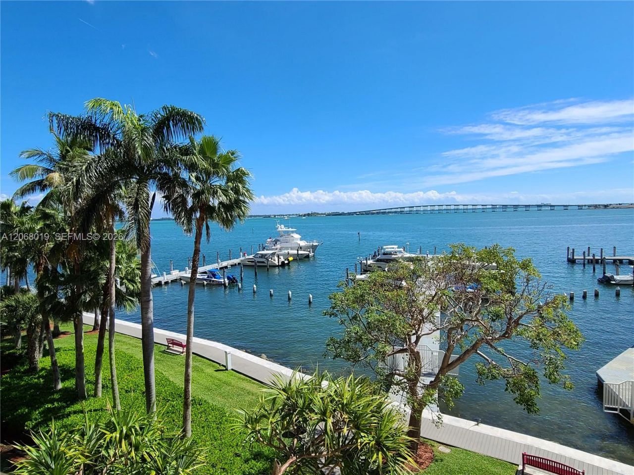 1581 Brickell Ave 2- Prking, Unit 1907, Miami, FL 33129 Photo