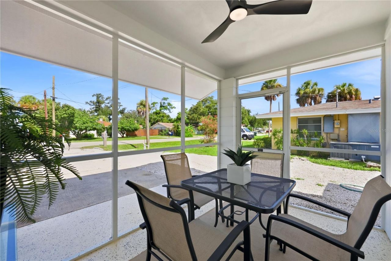 6103 Carlton Avenue, Sarasota, FL 34231 Photo