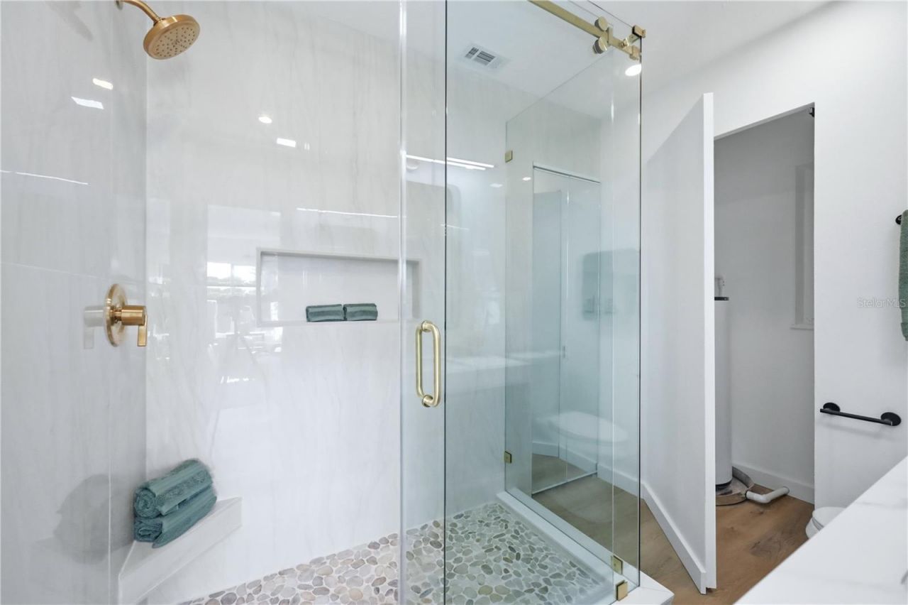 6103 Carlton Avenue, Sarasota, FL 34231 Photo