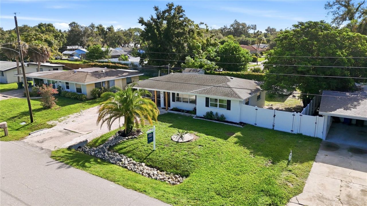 6103 Carlton Avenue, Sarasota, FL 34231 Photo