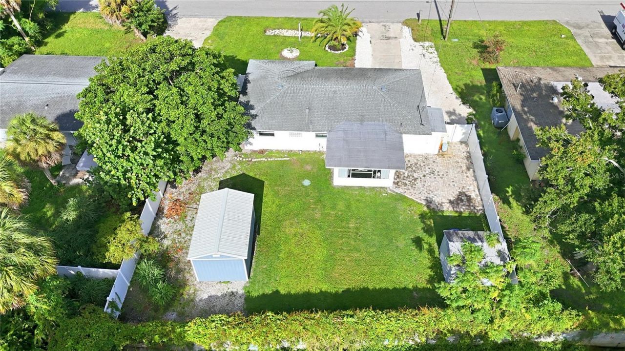 6103 Carlton Avenue, Sarasota, FL 34231 Photo