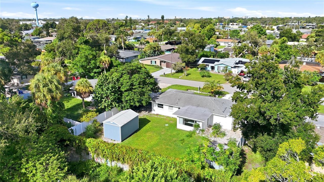 6103 Carlton Avenue, Sarasota, FL 34231 Photo