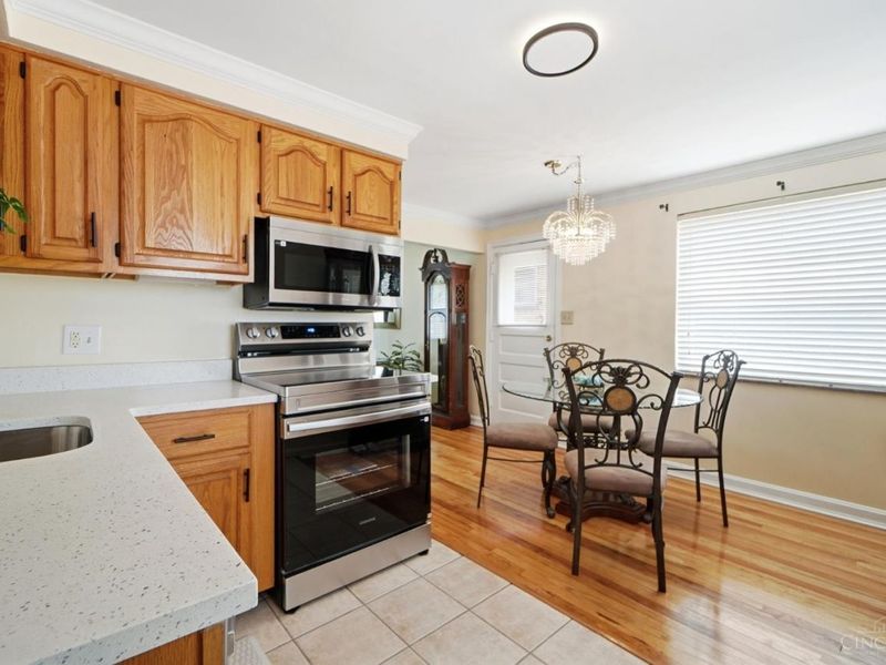 6327 Stover Avenue, Golf Manor, OH 45237 Photo 11