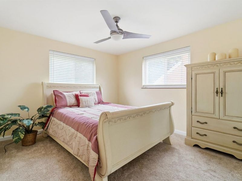 6327 Stover Avenue, Golf Manor, OH 45237 Photo 12