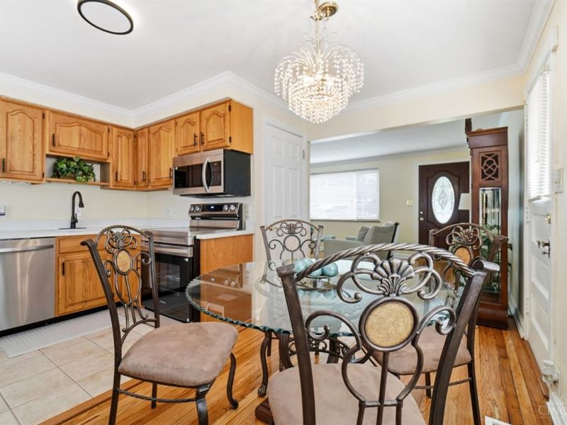 6327 Stover Avenue, Golf Manor, OH 45237 Photo 9