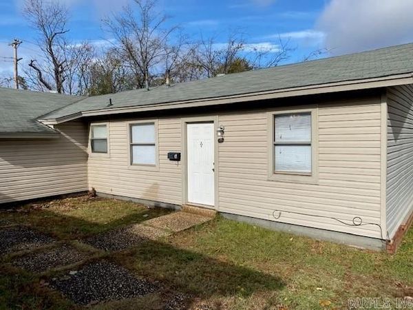 1505 N Poplar Street , North Little Rock, AR 72116