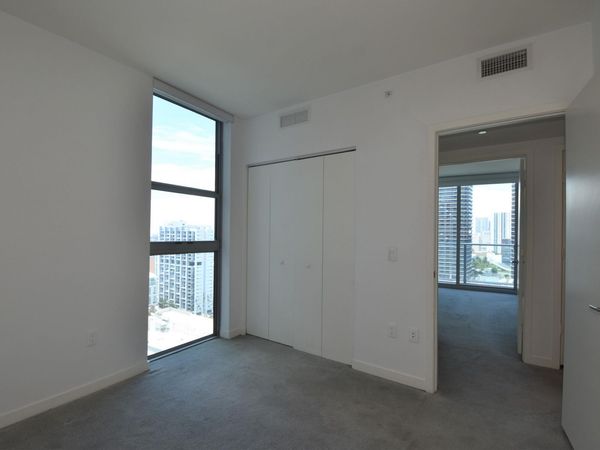 1100 S Miami Avenue, Unit 2207, Miami, FL 33130