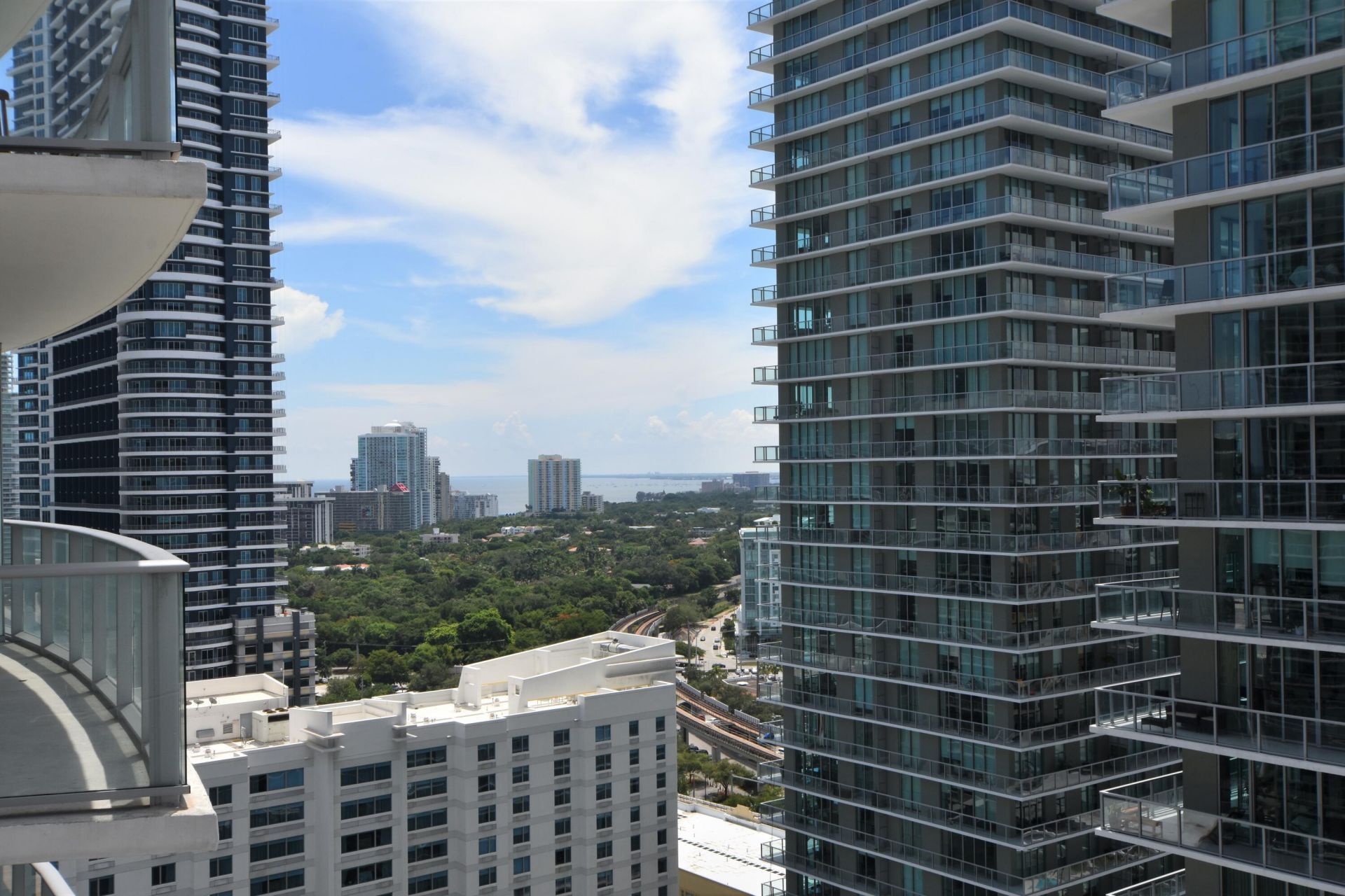 1100 S Miami Avenue, Unit 2207, Miami, FL 33130 Photo