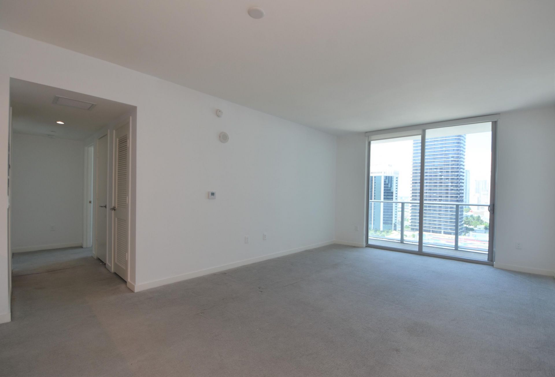 1100 S Miami Avenue, Unit 2207, Miami, FL 33130 Photo
