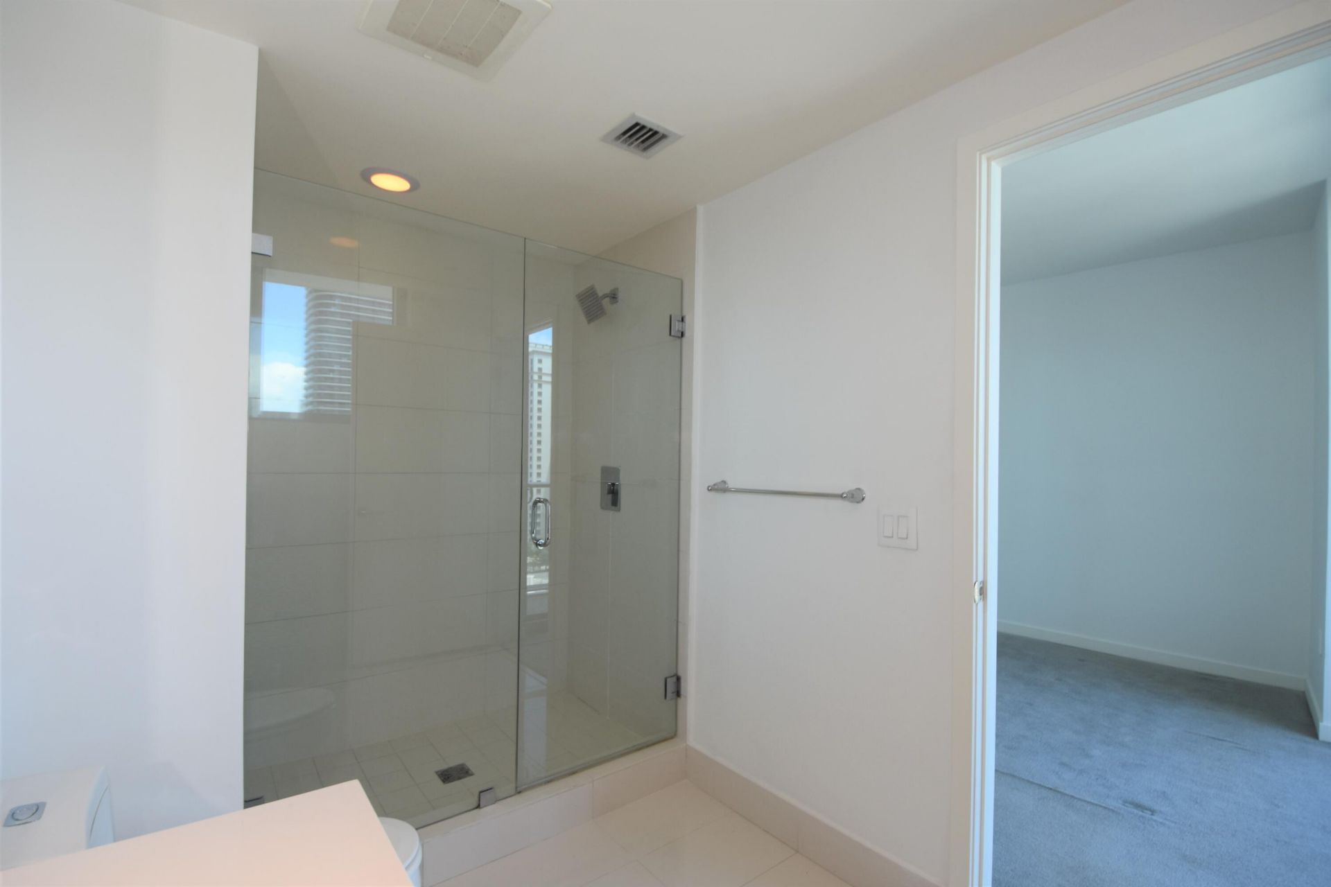 1100 S Miami Avenue, Unit 2207, Miami, FL 33130 Photo
