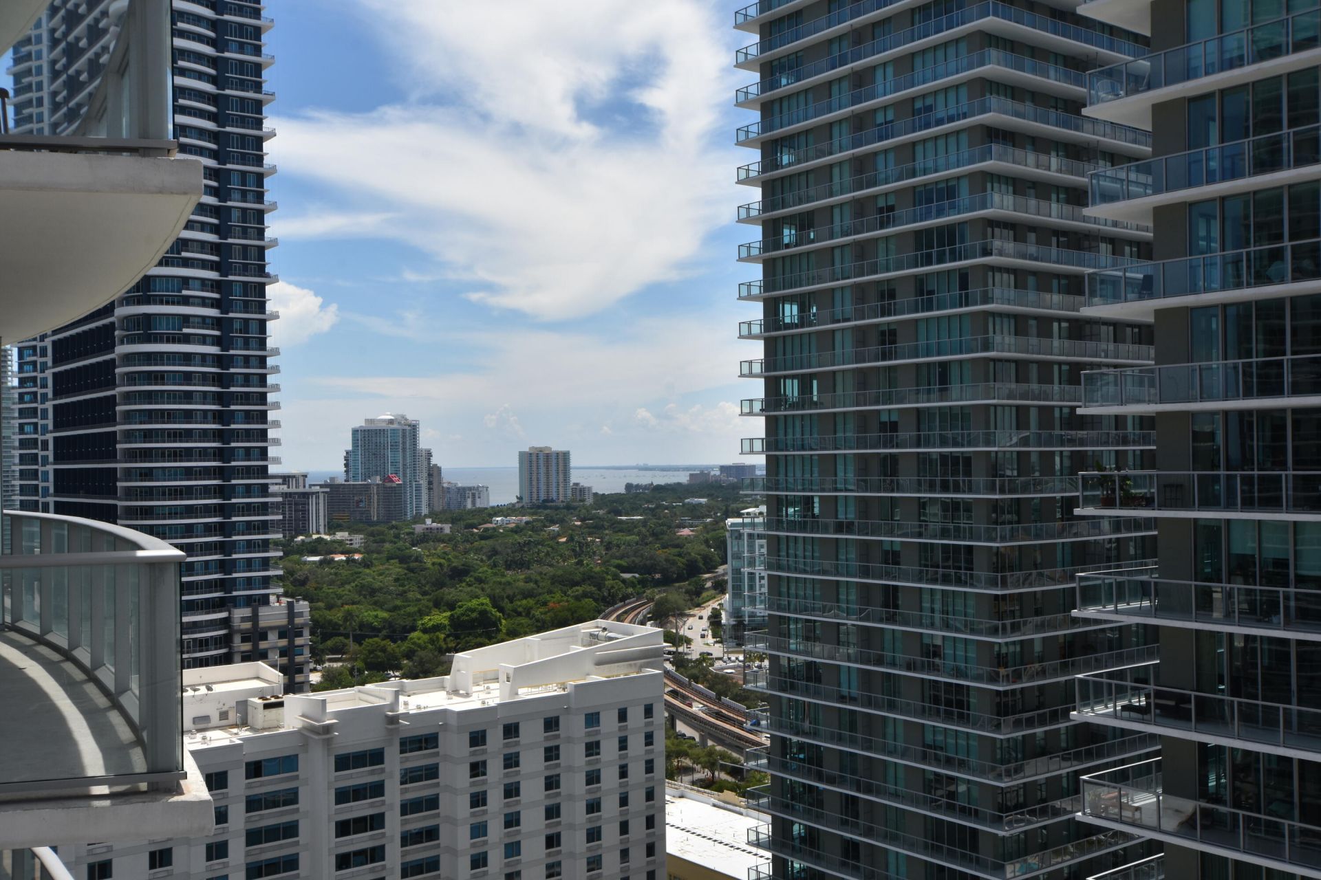 1100 S Miami Avenue, Unit 2207, Miami, FL 33130 Photo