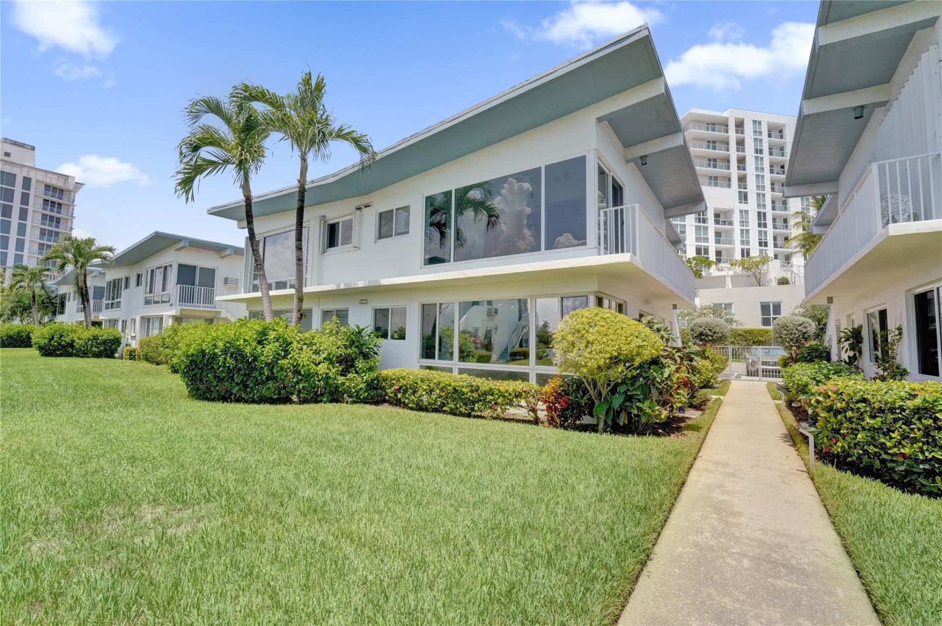 425 Bayshore Drive, Unit 41, Fort Lauderdale, FL 33304 Photo