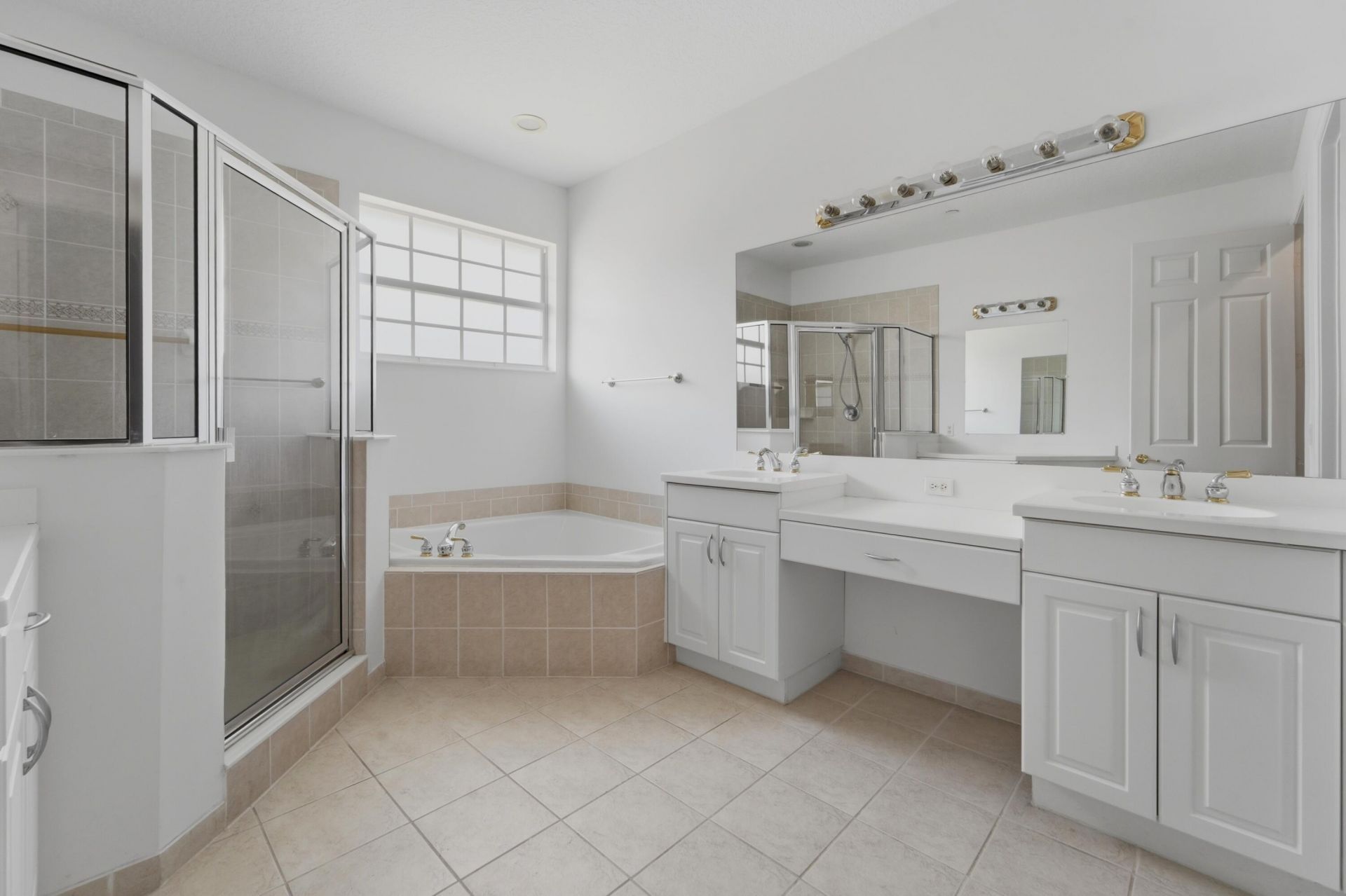 126 Lancaster Road, Boynton Beach, FL 33426 Photo