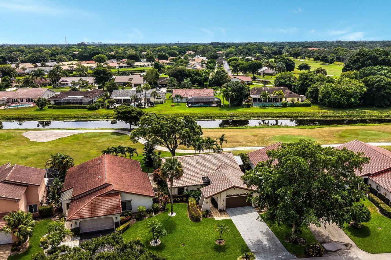 5569 Lakeview Mews Drive, Boynton Beach, FL 33437 Photo