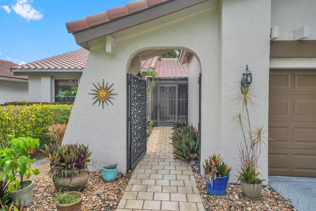 5569 Lakeview Mews Drive, Boynton Beach, FL 33437 Photo
