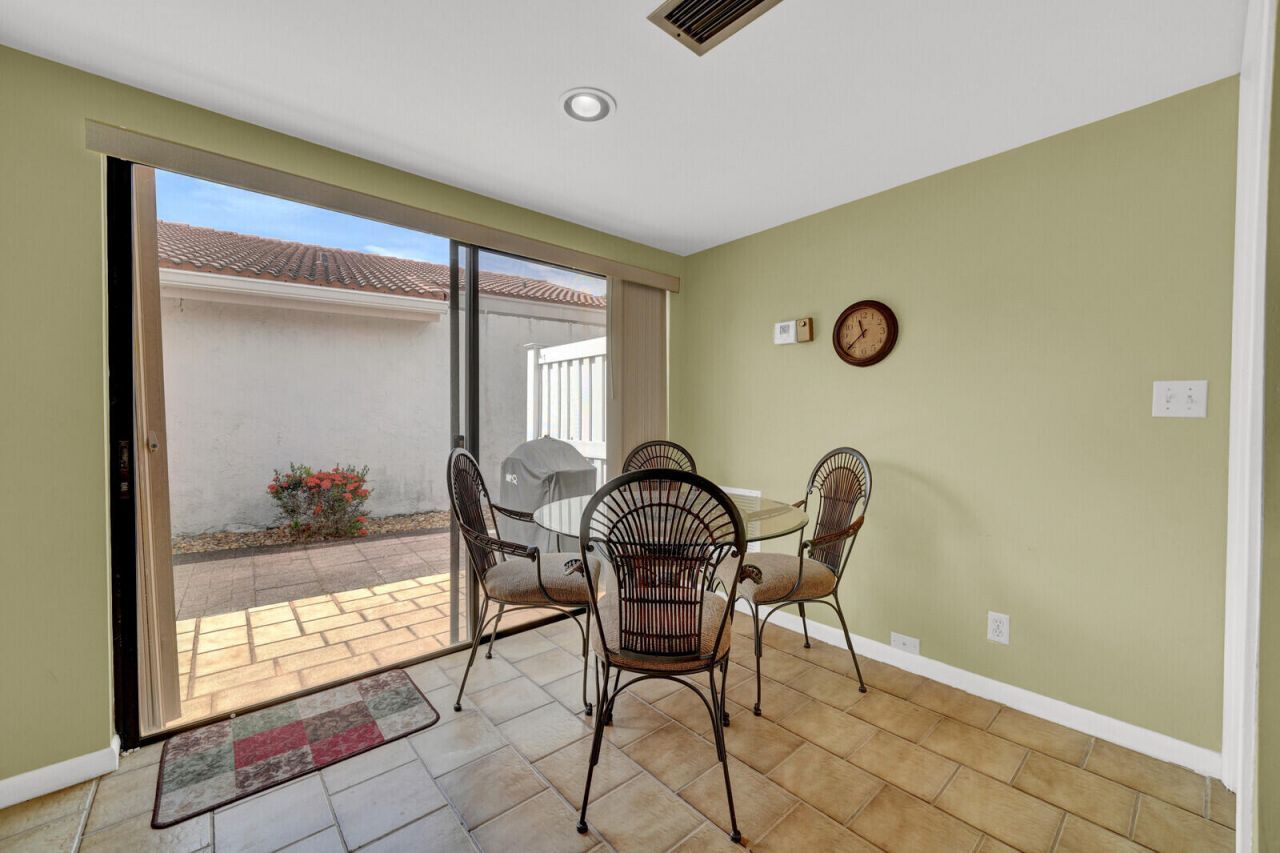 5569 Lakeview Mews Drive, Boynton Beach, FL 33437 Photo