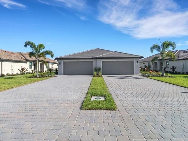 19588 Hinkley DR , ESTERO, FL 33928