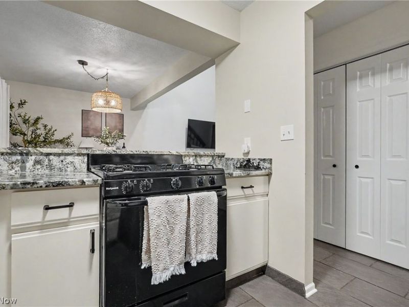 1260 Boardman Canfield Road, Unit 6, Boardman, OH 44512 Photo 12