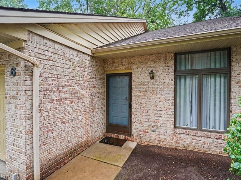 1260 Boardman Canfield Road, Unit 6, Boardman, OH 44512 Photo 2