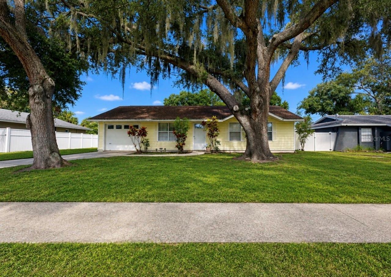 2336 Java Plum Avenue, Sarasota, FL 34232 Photo