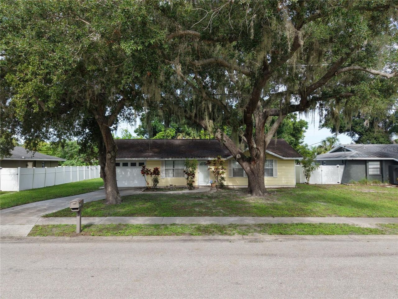 2336 Java Plum Avenue, Sarasota, FL 34232 Photo