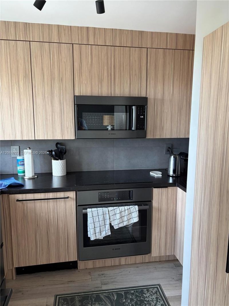 5900 Collins Ave, Unit 702, Miami Beach, FL 33140 Photo