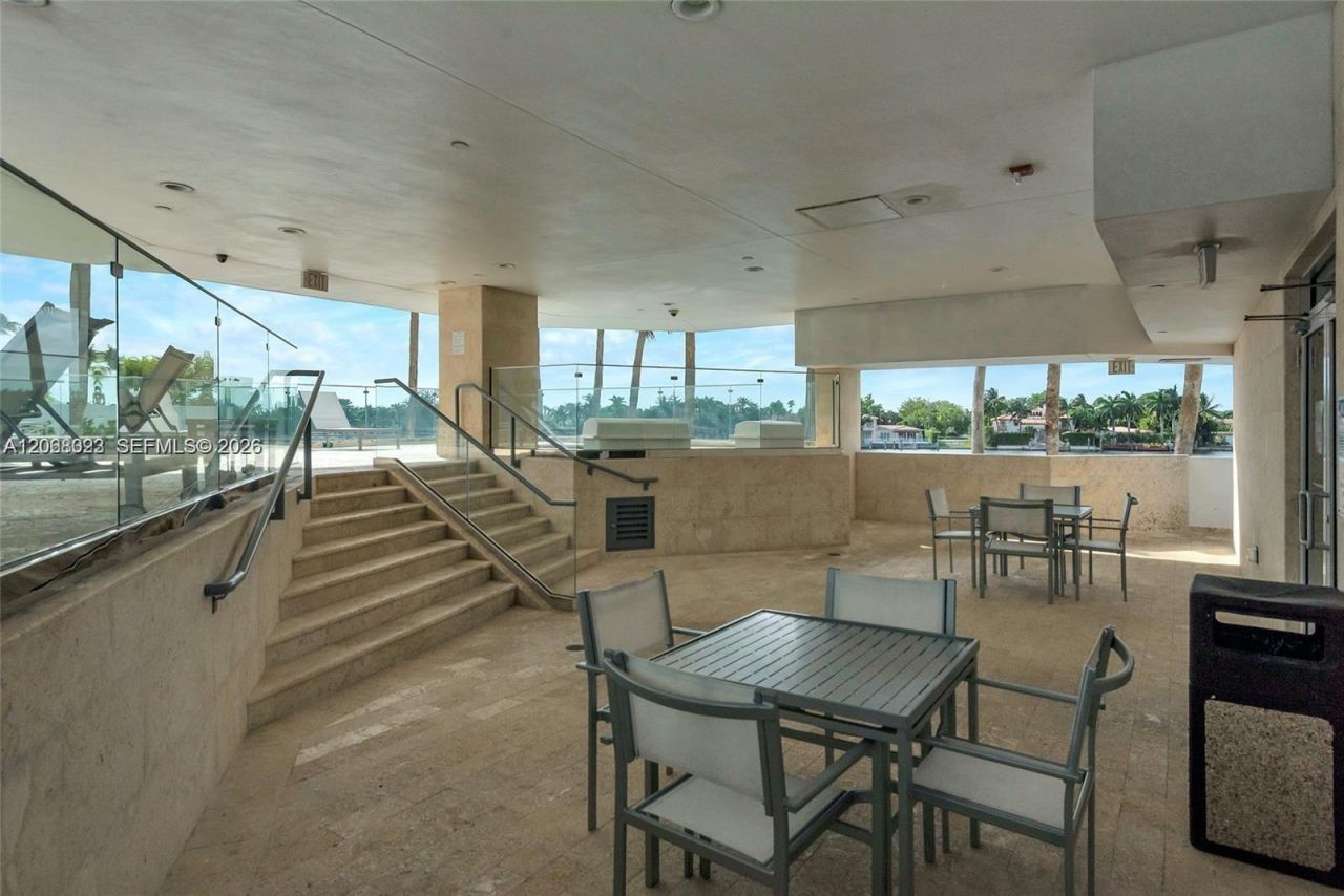 5900 Collins Ave, Unit 702, Miami Beach, FL 33140 Photo