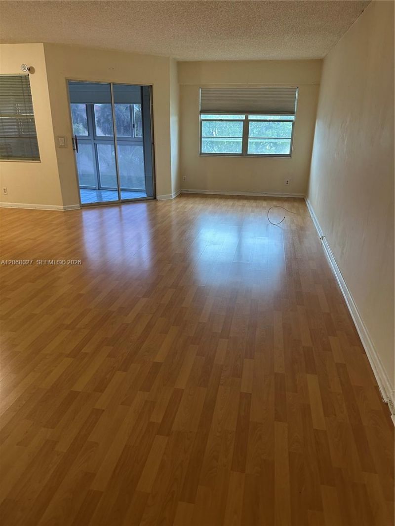 1000 SW 128th Ter, Unit 414V, Pembroke Pines, FL 33027 Photo