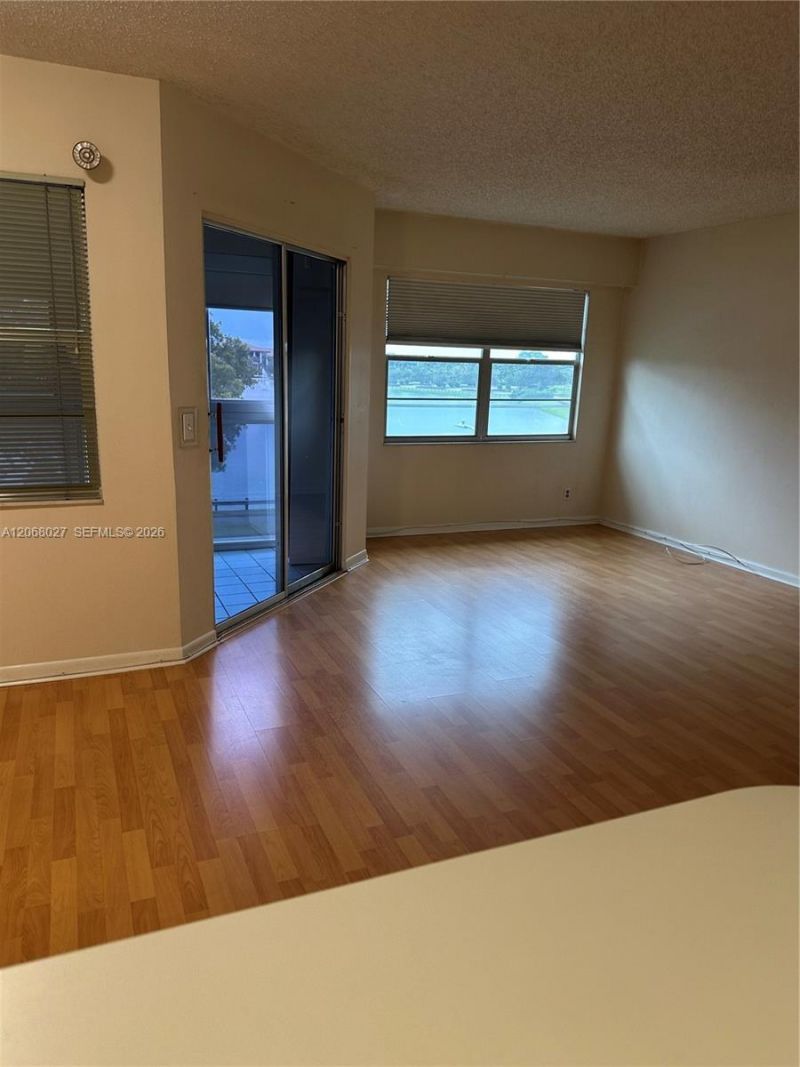 1000 SW 128th Ter, Unit 414V, Pembroke Pines, FL 33027 Photo
