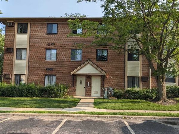17 Parkside Court , Unit 3, Vernon Hills, IL 60061