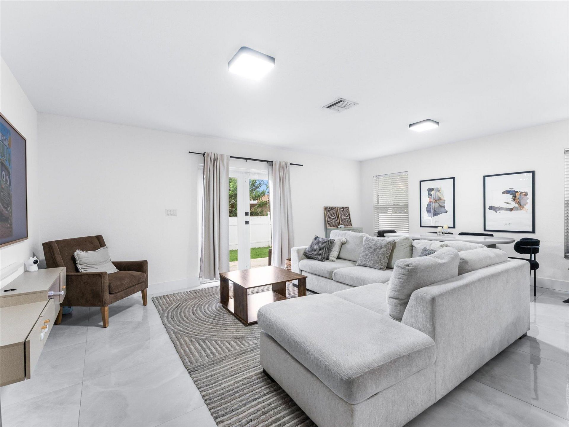 2848 NW 9th Place, Fort Lauderdale, FL 33311 Photo