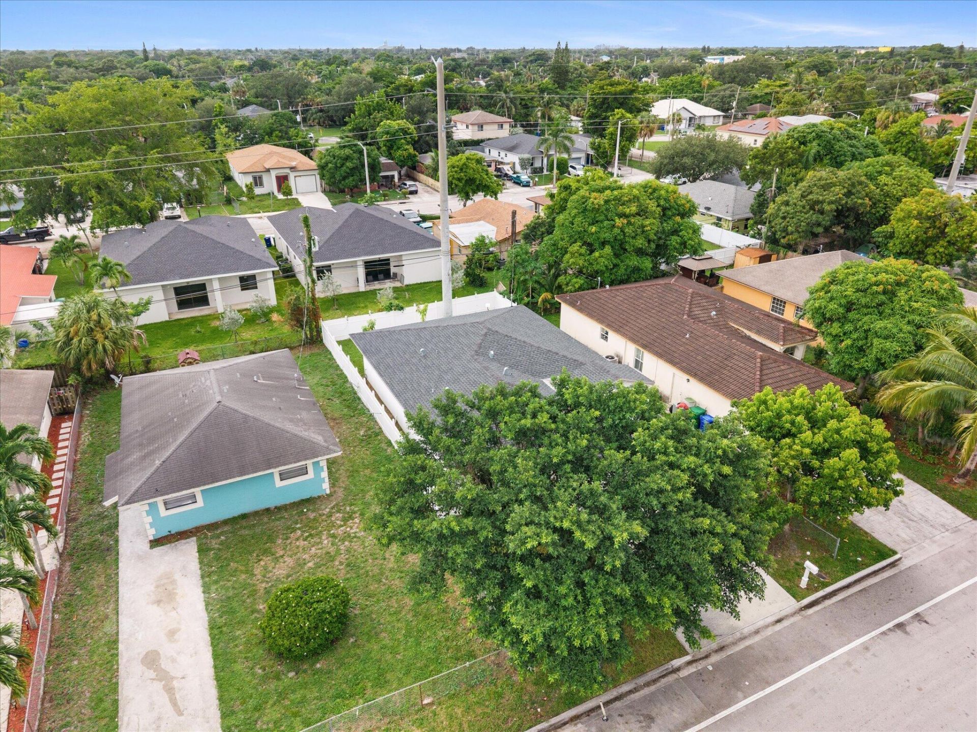 2848 NW 9th Place, Fort Lauderdale, FL 33311 Photo